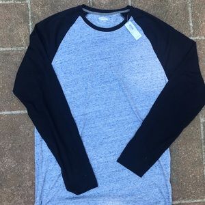 NWT Old Navy Long Sleeve T-Shirt Size Large Tall